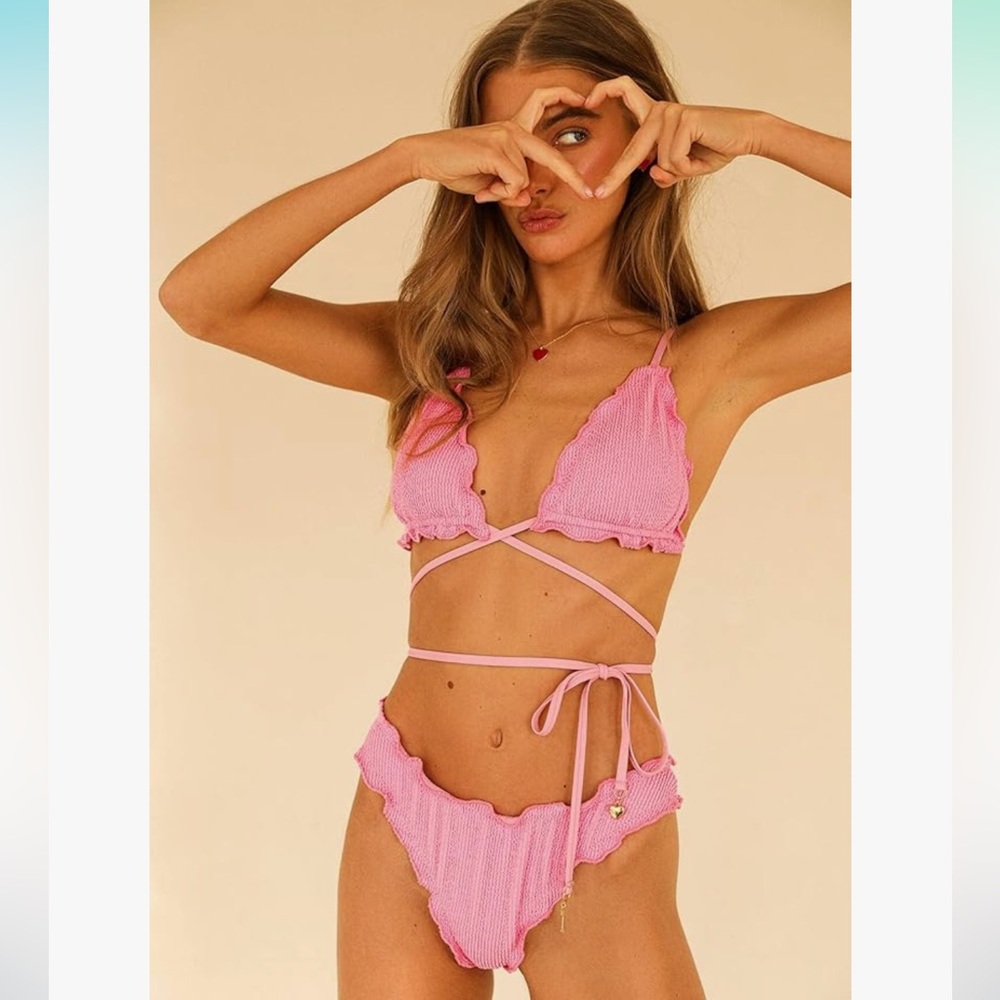 NWT!! Dippin’ Daisy’s Rose Bikini Swimsuit Size XL Bin 308